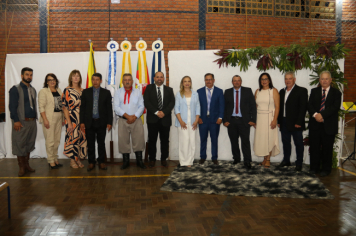 Foto - POSSE DOS VEREADORES, PREFEITA E VICE-PREFEITO