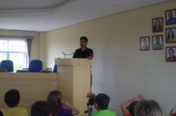 Foto - Visitação de Estudantes na Câmara de Vereadores em 18/03/2010.
